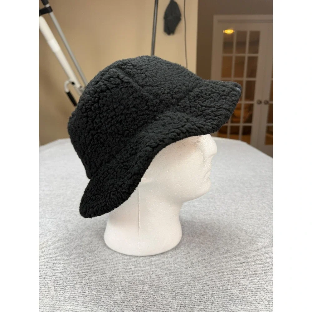 Lululemon Textured Fleece Bucket Hat Hat Black Buckle S/M